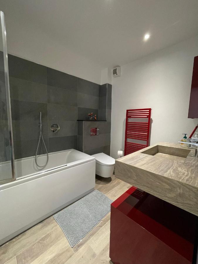La Casa Di Cate Apartment Сарнико Екстериор снимка